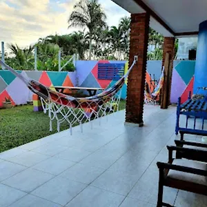 Quarto em Acomodações Particulares Quarto Celeste - Litoral Norte., Praia de Boraceia